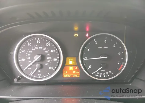 2008 BMW 528Xi z USA, uszkodzony, nr VIN WBANV13548C150415